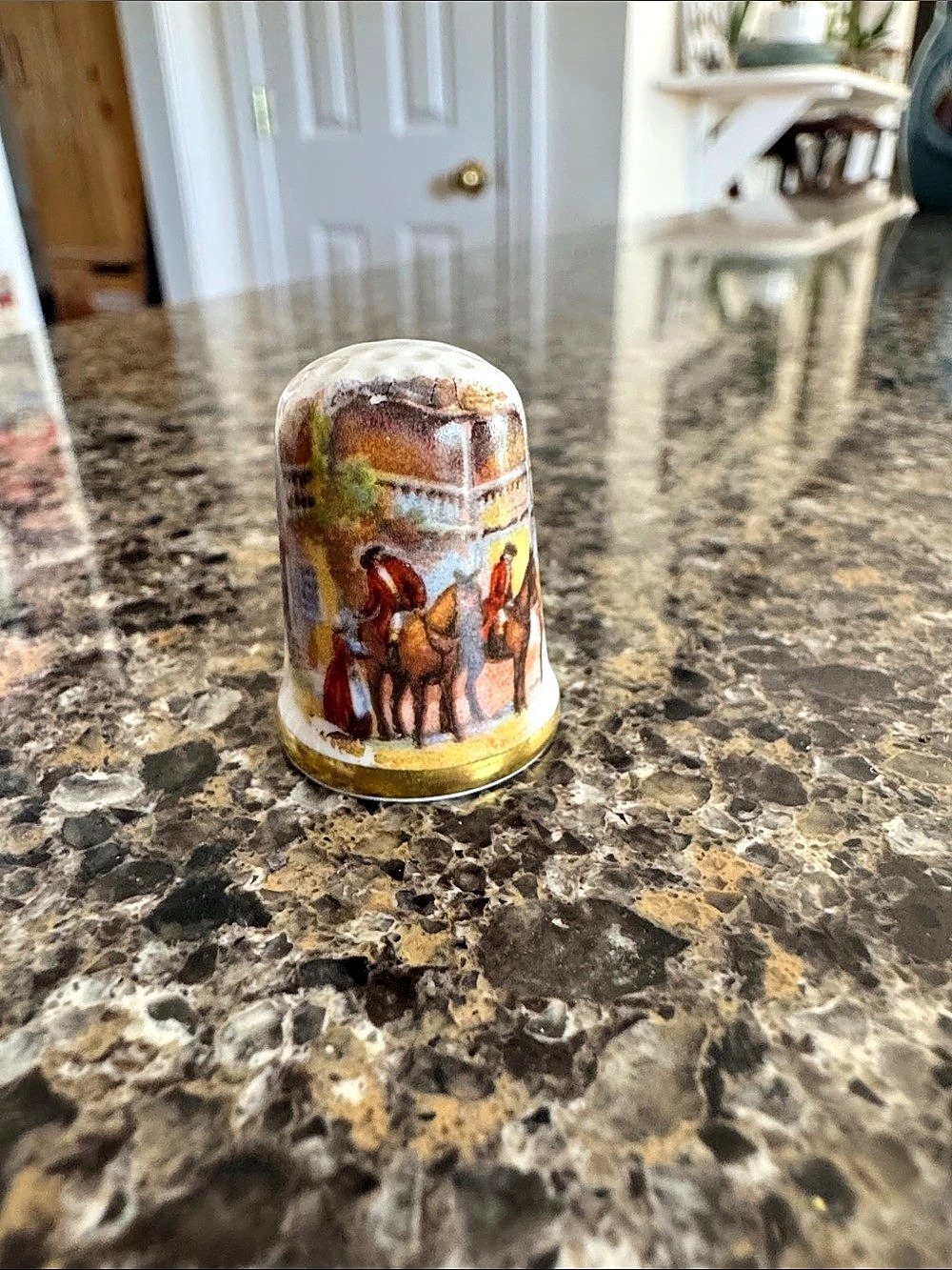 Caverswall China Company Horse & Horse Scene Porcelain Thimble Like NEW